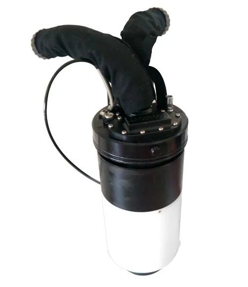 The JJ-CCR head connected to the scrubber