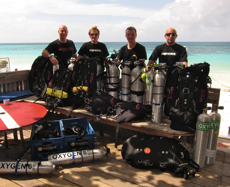 Three Tec Instructor candidates with Instructor Trainer Kevin Black (Kiwidiver_Kevin)